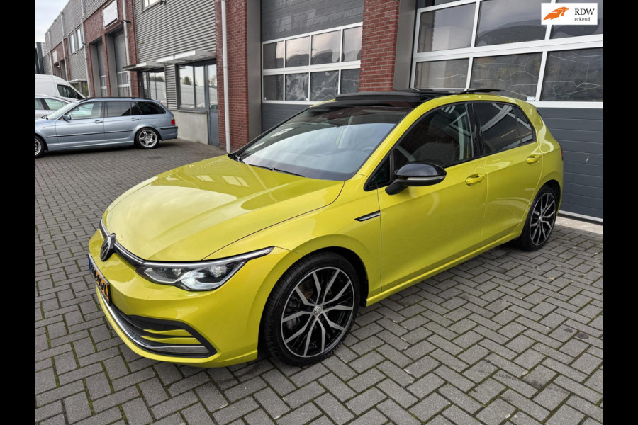 Volkswagen Golf 1.5 eTSI 150PK IQ LED ACC Pano Navi Carplay