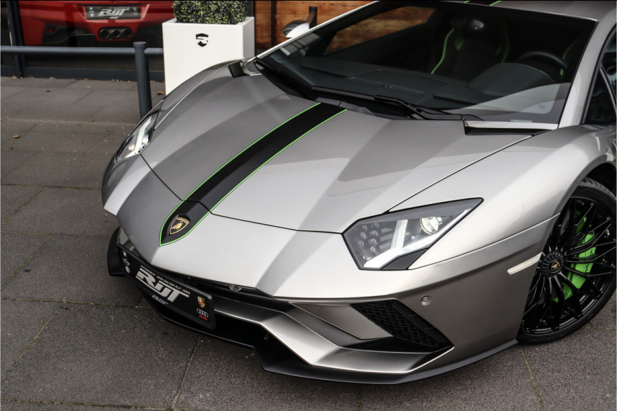 Lamborghini Aventador S 6.5 V12 LP740-4 **AchterasbesturingCeramic/Carplay/Lift/Carbon**