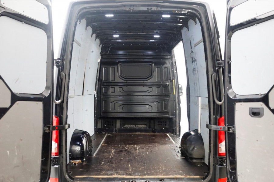 Volkswagen Crafter 30 2.0 TDI 140pk L3H3 (L2H2) Airco/Navi/PDC 01-2018