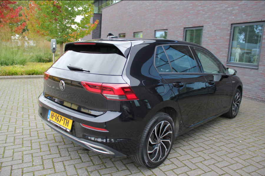 Volkswagen Golf 1.5 TSI Life