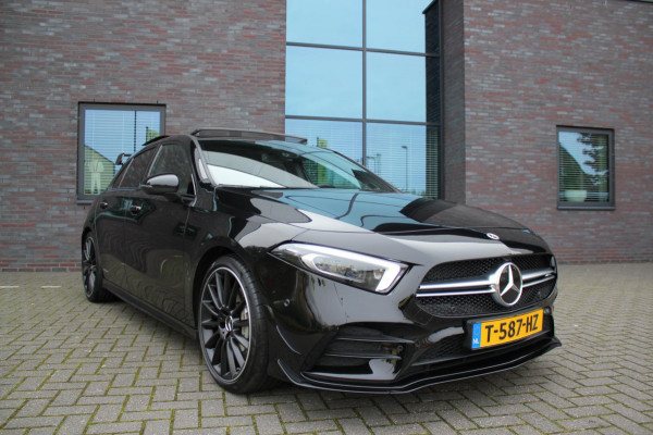 Mercedes-Benz A-Klasse AMG 35 4MATIC Edition 1