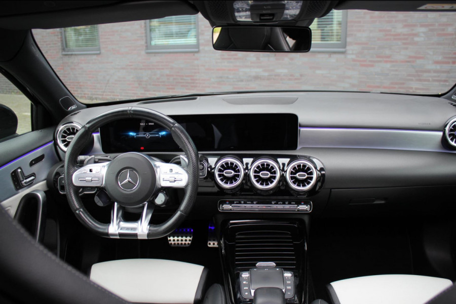 Mercedes-Benz A-Klasse AMG 35 4MATIC Edition 1