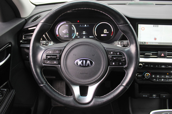 Kia e-Niro DynamicLine 64 kWh | Airco | Cruise | Navi | Camera | 17" LM |