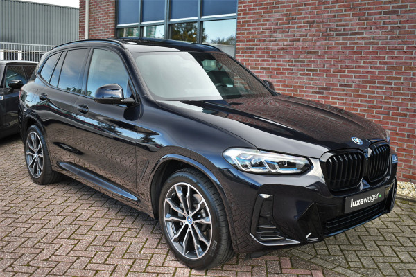 BMW X3 xDrive30e M-Sport Pano Trekh El-zetels HUD Laser 20inch