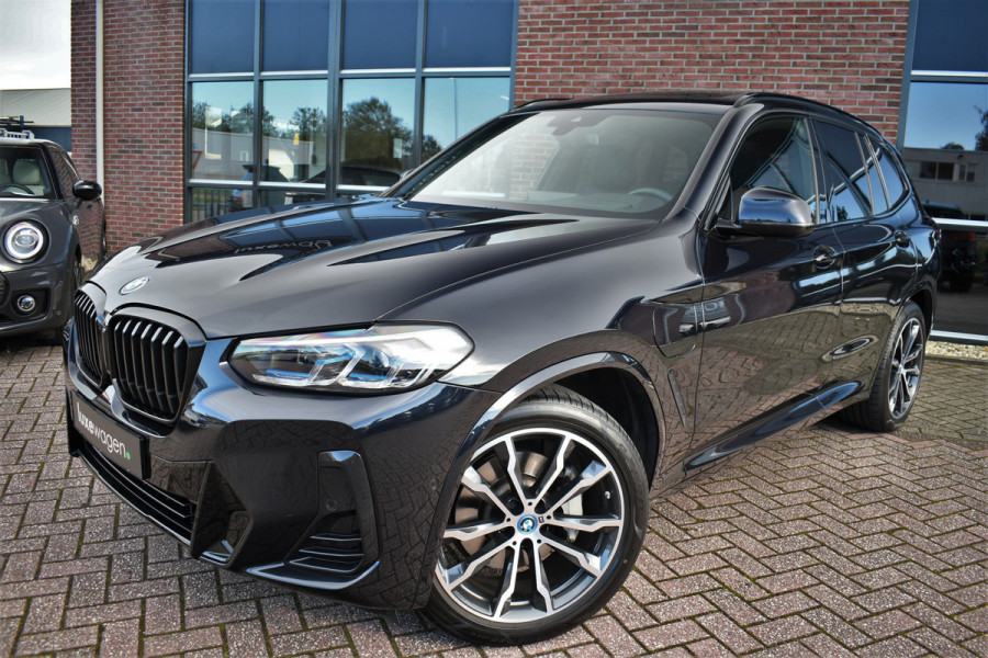 BMW X3 xDrive30e M-Sport Pano Trekh El-zetels HUD Laser 20inch