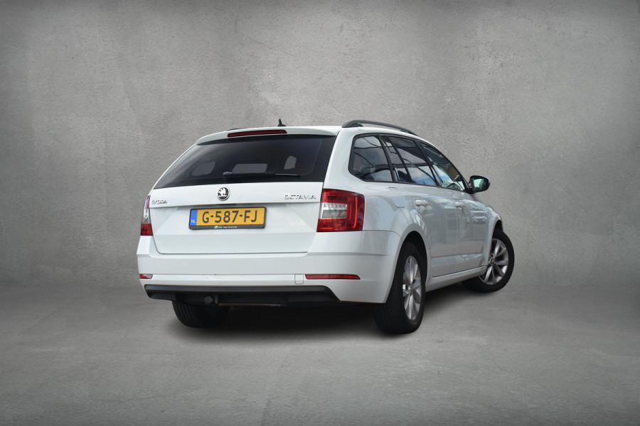 Škoda Octavia Combi 1.0 TSI Greentech Business Edition | Apple CarPlay | Climate | Cruise | Navi