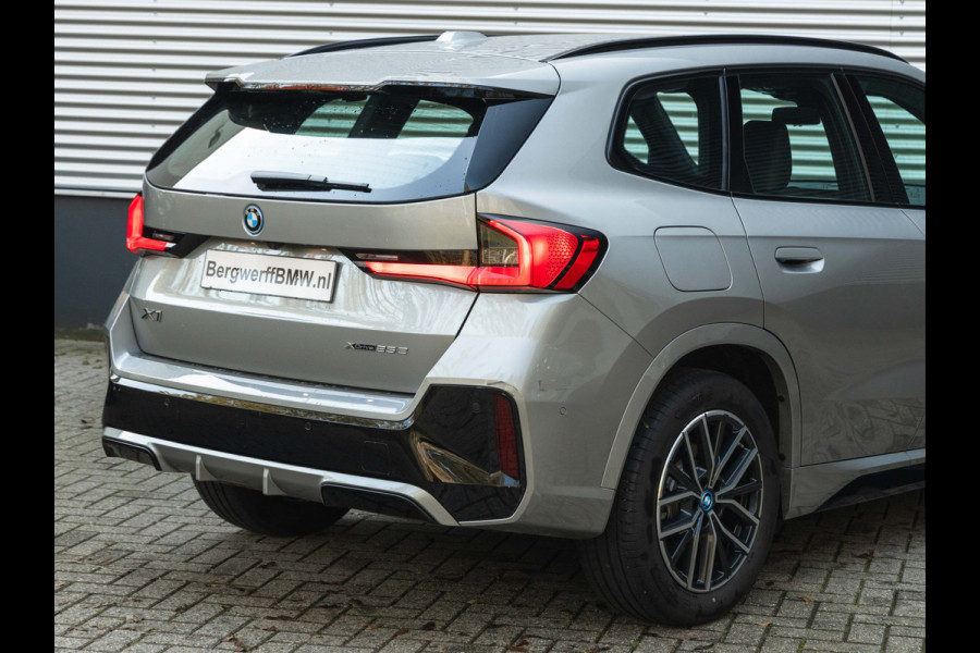 BMW X1 xDrive25e M-Sport - Adaptive LED - Stoelverwarming - Camera - Parking Ass