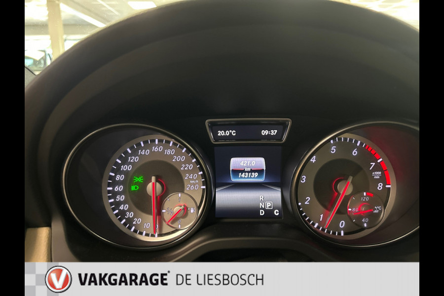 Mercedes-Benz CLA-Klasse Shooting Brake 200 OrangeArt Edition,leer,navi,camera,led,stoelverw,clima,boeken