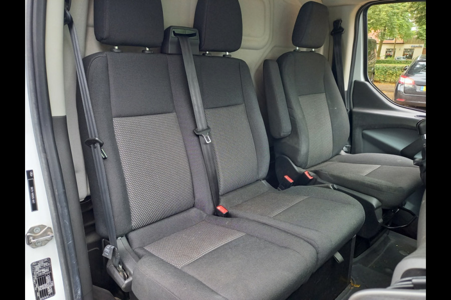 Ford Transit Custom 290 2.0 TDCi 105-pk L2H1 Cool Edition Inclusief RVS imperiaal met opsteekrol en wind geleider.