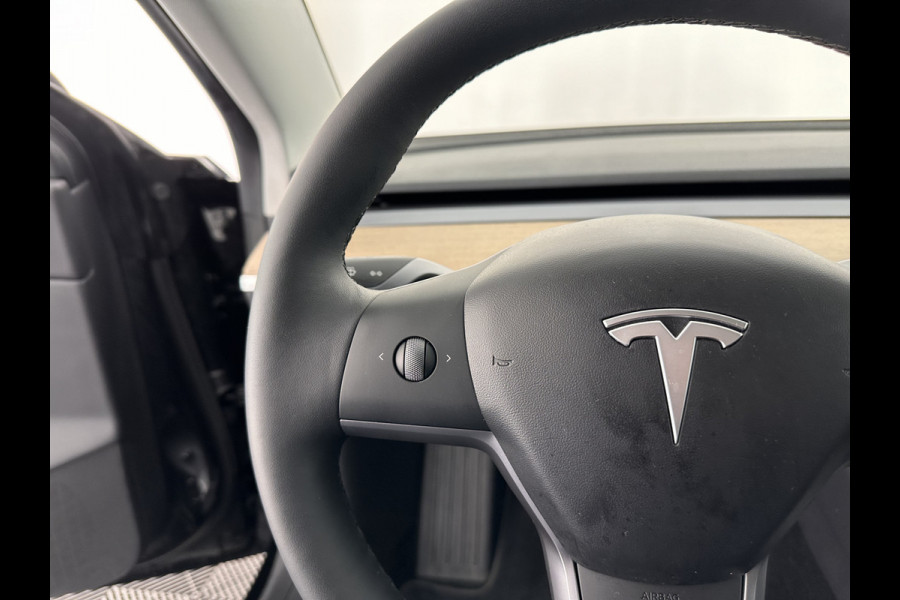 Tesla Model 3 Long Range AWD 75 kWh [ 3-Fase ] (INCL-BTW) Aut. *PANO | AUTO-PILOT | NAPPA-LEATHER | KEYLESS | FULL-LED | MEMORY-PACK | SURROUND-VIEW | DAB | APP-CONNECT | DIGI-COCKPIT | LANE-ASSIST | COMFORT-SEATS | TOWBAR | 19"ALU*