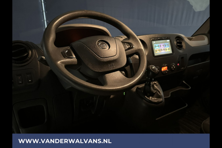 Opel Movano 2.3 CDTI 131pk L2H2 Euro6 Airco | Imperiaal | Navigatie | 2500kg Trekhaak | Cruisecontrol 270gr achterdeuren, Bijrijdersbank, Bluetooth-telefoonvoorbereiding