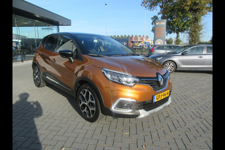 Renault Captur 1.3 TCe 150PK Limited Automaat, Navigatie, Camera