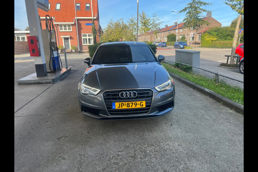 Audi A3 Limousine 1.8 TFSI Ambiente Pro Line Plus AUTOMAAT S TRONIC