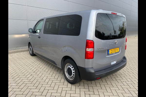 Toyota Proace Shuttle 1.5 D-4D Navigator Medium Export prijs ex BPM