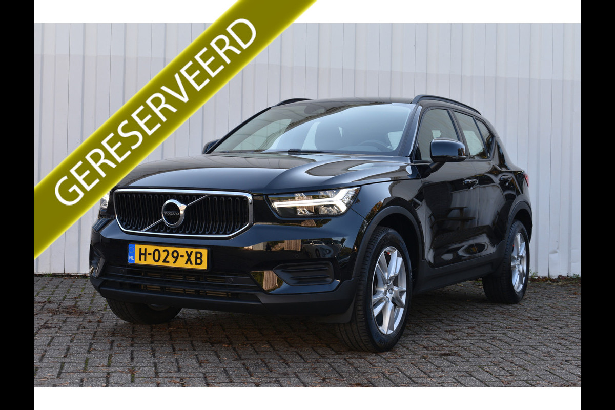 Volvo XC40 T3 163PK Kinetic Automaat | Trekhaak | Camera | Verw. Voorstoelen | 18" LMV |