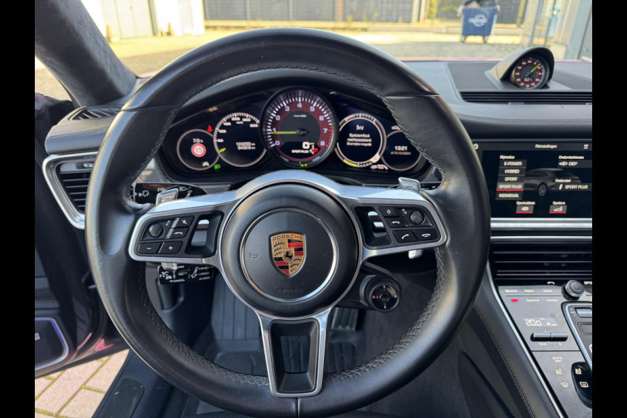 Porsche Panamera Sport Turismo 2.9 4 E-Hybrid*PANO*BOSE*MATRIX*LEDER*WRAP