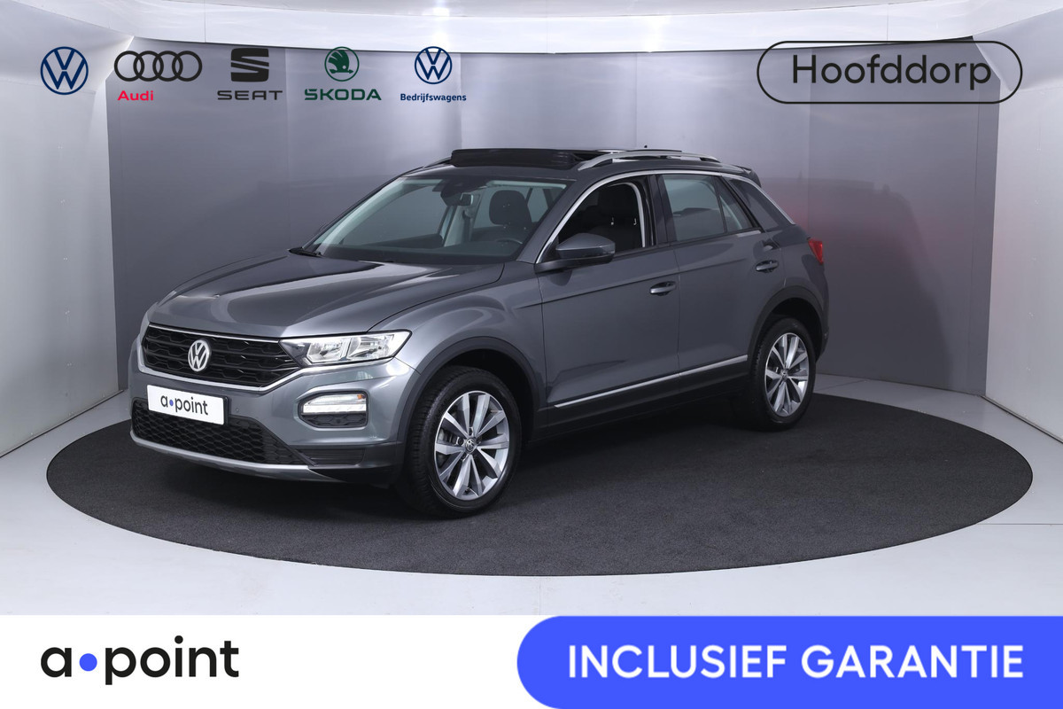 Volkswagen T-Roc 1.5 TSI Style 150 pk Automaat (DSG) | Navigatie via App | Panoramadak | Parkeersensoren | Achteruitrijcamera | Autom. airco | Stoelverwarming |