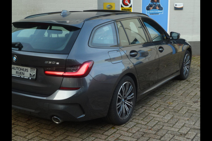 BMW 3 Serie Touring 330e M-Sport|Panodak|Adaptive-Cruise|HiFi|M-Sportremmen|Live-Cockpit-Pro|33.000km