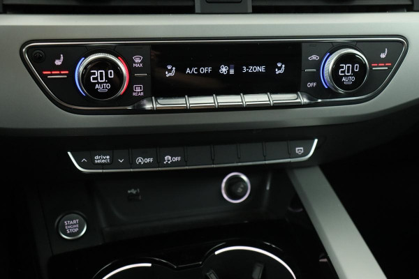 Audi A4 35 TFSI Launch Edition | Leder | Stoelverwarming | Carplay | Virtual Cockpit | Full LED | Navigatie | PDC | Bluetooth