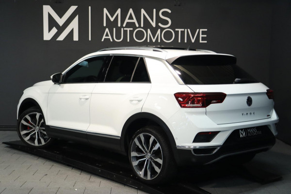 Volkswagen T-Roc 2.0 TSI 4Motion Sport / PANODAK / DODEHOEK/ CARPLAY / 19''