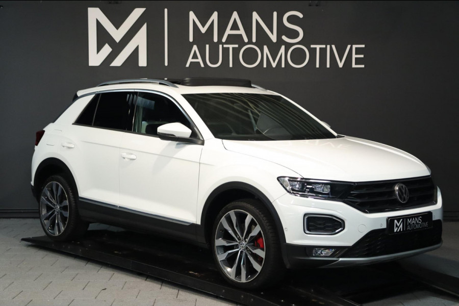 Volkswagen T-Roc 2.0 TSI 4Motion Sport / PANODAK / DODEHOEK/ CARPLAY / 19''