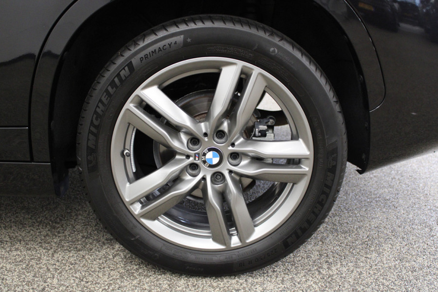 BMW X1 sDrive18i High Executive M-sport