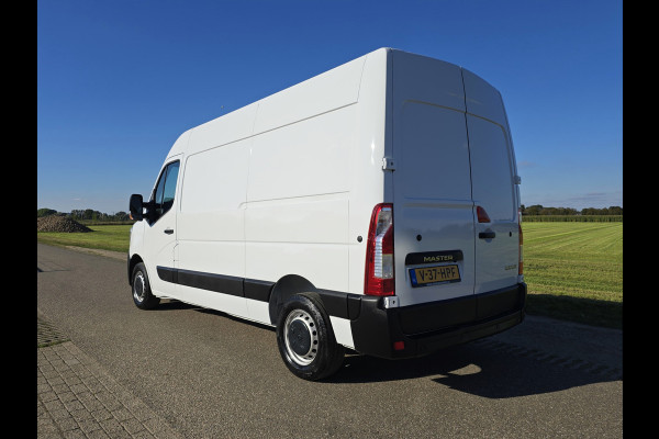 Renault Master T35 2.3 dCi L2 H2 - Euro 6 - 150 Pk - ParkeerCamera - R-Link