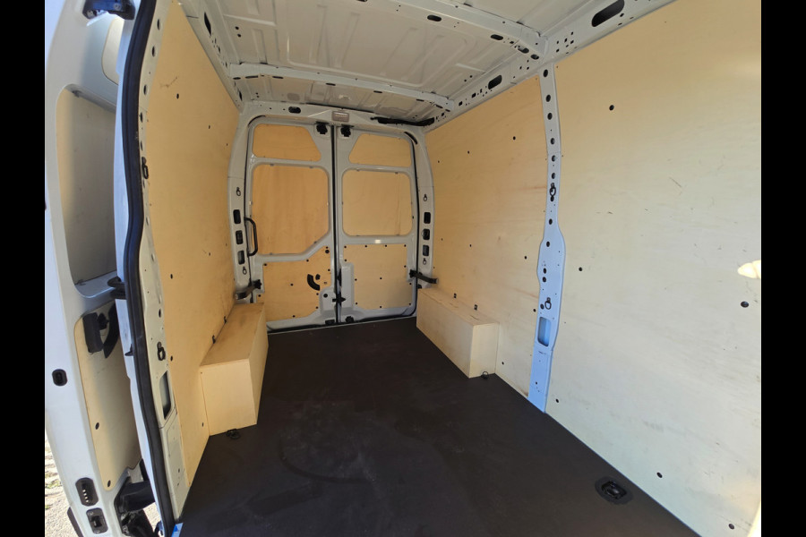 Renault Master T35 2.3 dCi L2 H2 - Euro 6 - 150 Pk - ParkeerCamera - R-Link