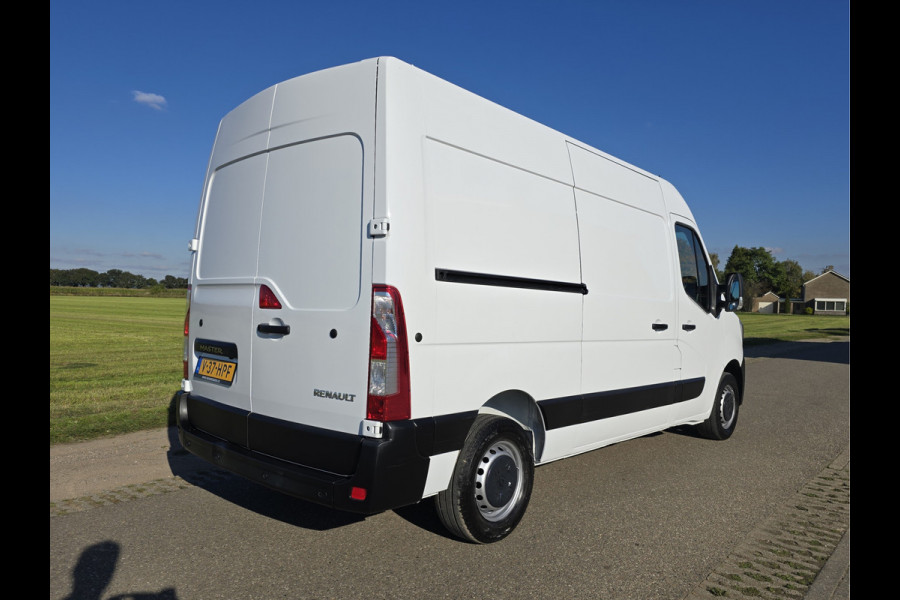 Renault Master T35 2.3 dCi L2 H2 - Euro 6 - 150 Pk - ParkeerCamera - R-Link