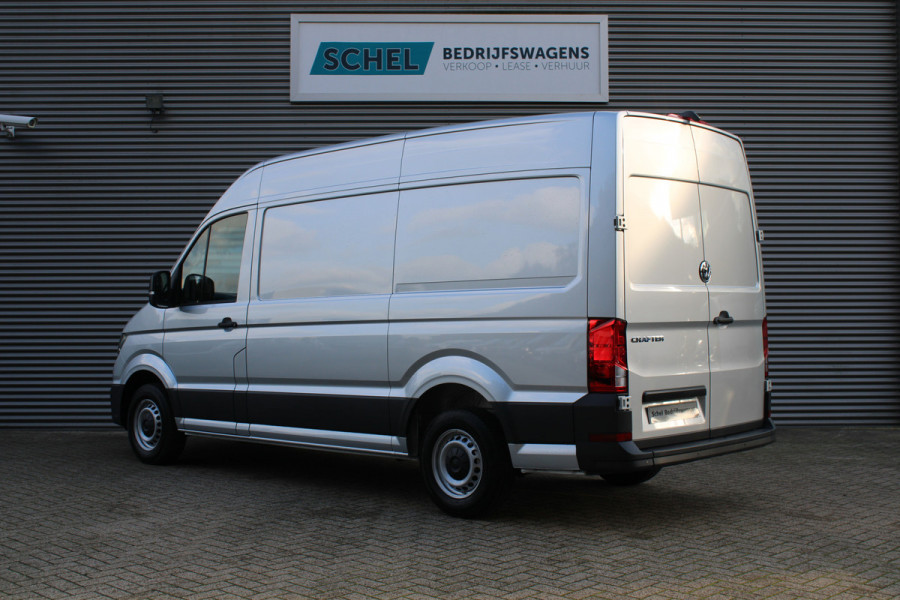 Volkswagen Crafter 35 2.0 TDI L3H3 177pk - LED koplampen - Navigatie - Geveerde stoel - Cruise - Camera - DAB - Parkeersensoren - Rijklaar