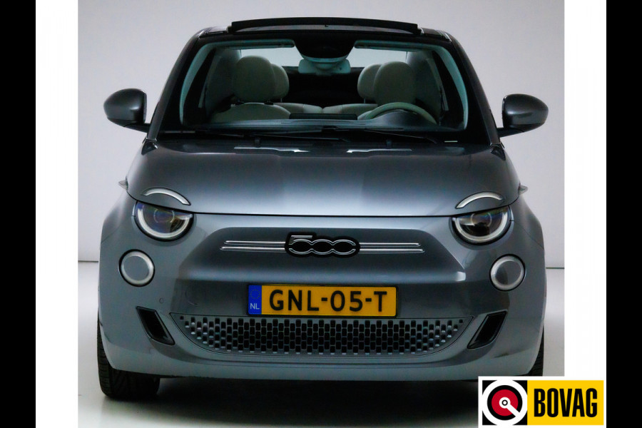 Fiat 500C La Prima 42 kWh Cabrio | € 2000,- Subsidie mogelijk! JBL Audio, Adap. Cruise, Stoelverw. Navigatie. Camera, Leer