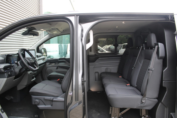 Ford Transit Custom 320 2.0 TDCI L2H1 Limited DC 170pk - Adaptive Cruise - Navi - 2x Schuifdeur - Verwarmd stuur - 70l tank - 17" LM velgen - Rijkla