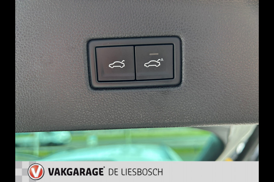 Volkswagen Tiguan 1.5 TSI ACT Comfortline Business / Navigatie /led verlichting / elec achterklep /stoel verwarming