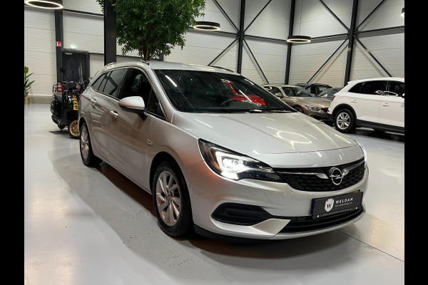 Opel Astra Sports Tourer 1.2 Elegance Garantie NAP Trekhaak Xenon Navi Carplay Cruise Rijklaar