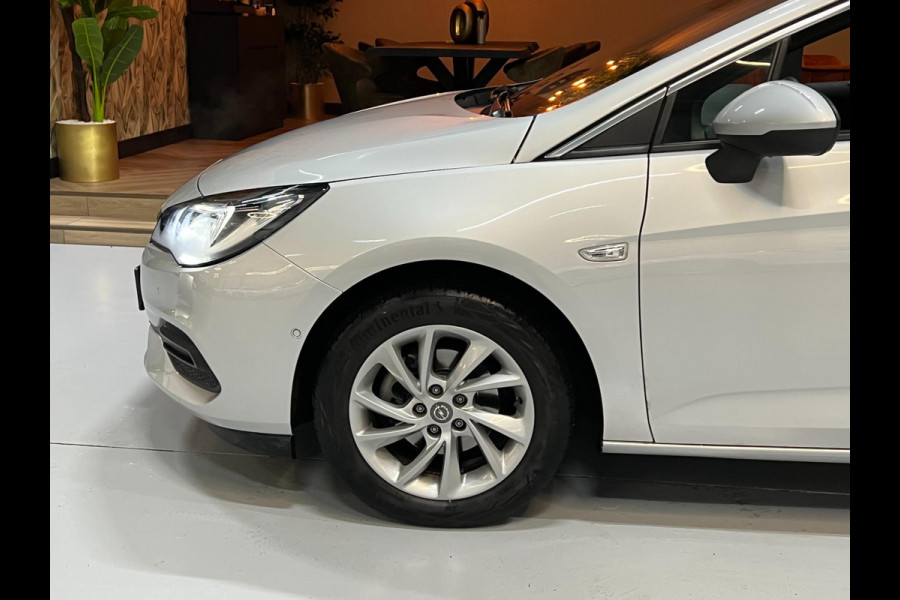 Opel Astra Sports Tourer 1.2 Elegance Garantie NAP Trekhaak Xenon Navi Carplay Cruise Rijklaar