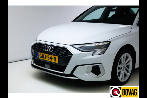 Audi A3 Limousine 35 TFSI Business edition 150 PK Navigatie, Adaptive Cruise, Dyn. rijassistent, Led, Stoelverwarming, 17"