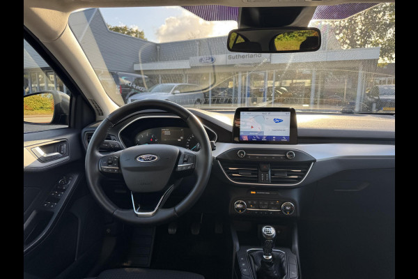 Ford Focus 1.0 EcoBoost Titanium Business 125pk Trekhaak | Winterpack | Navigatie | Climate control | Dealer onderhouden