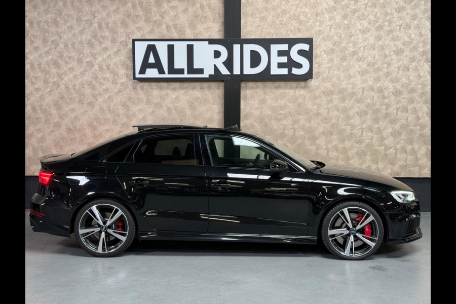 Audi A3 Limousine 2.5 TFSI RS 3 quattro | pano | schaalstoelen | virtual dash | keyless | DAB | Camera