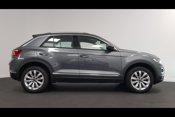 Volkswagen T-Roc 1.5 TSI DSG Sport Team | Navigatie | Camera | Side/ Lane Assist | Adaptive Cruise Control | Elektrische Achterklep | Virtual Cockpit | DAB | LED |