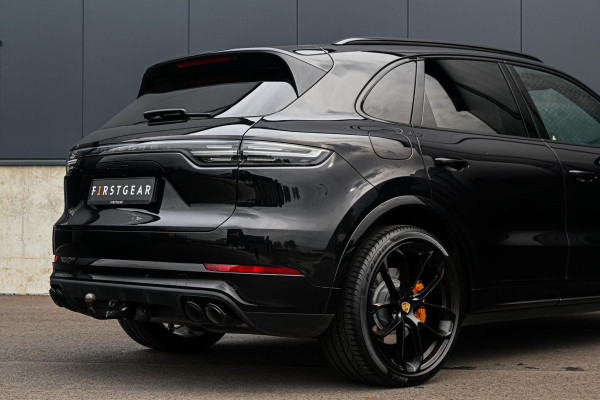 Porsche Cayenne 3.0 E-Hybrid *BOSE / Panorama / Luchtvering / Sport-Chrono / Adapt. Sportstoelen*