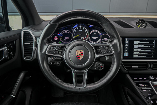 Porsche Cayenne 3.0 E-Hybrid *BOSE / Panorama / Luchtvering / Sport-Chrono / Adapt. Sportstoelen*