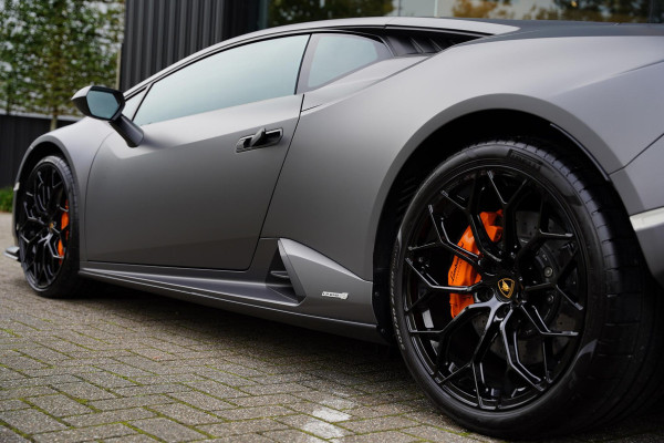 Lamborghini Huracan 5.2 V10 Tecnica NL-Auto /Lift /Camera /Carplay