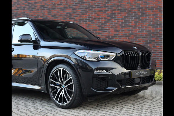 BMW X5 40i xDrive High Executive *Sky*Trekhaak*HUD*H/K*vol leder*