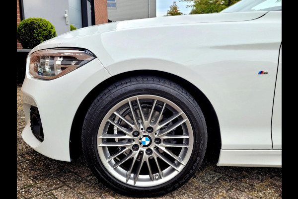 BMW 1-serie 118i M-sport (€ 18.450,- ex BTW), LED, HIFI, Leder (NL-auto met NAP)