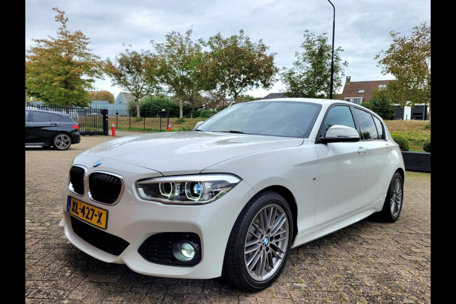 BMW 1-serie 118i M-sport (€ 18.450,- ex BTW), LED, HIFI, Leder (NL-auto met NAP)