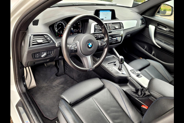 BMW 1-serie 118i M-sport (€ 18.450,- ex BTW), LED, HIFI, Leder (NL-auto met NAP)