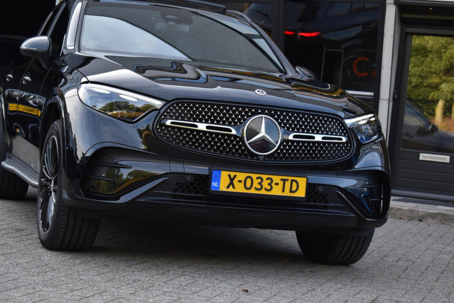 Mercedes-Benz GLC 300e 4MATIC AMG Line Pano Lane Burmester ACC Trekhaak