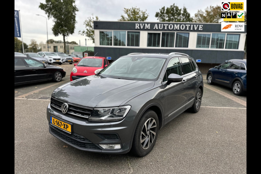 Volkswagen Tiguan 1.4 TSI Comfortline Business | TREKHAAK | STOELVERWARMING | RIJKLAARPRIJS INCL. 12 MND. BOVAGGARANTIE