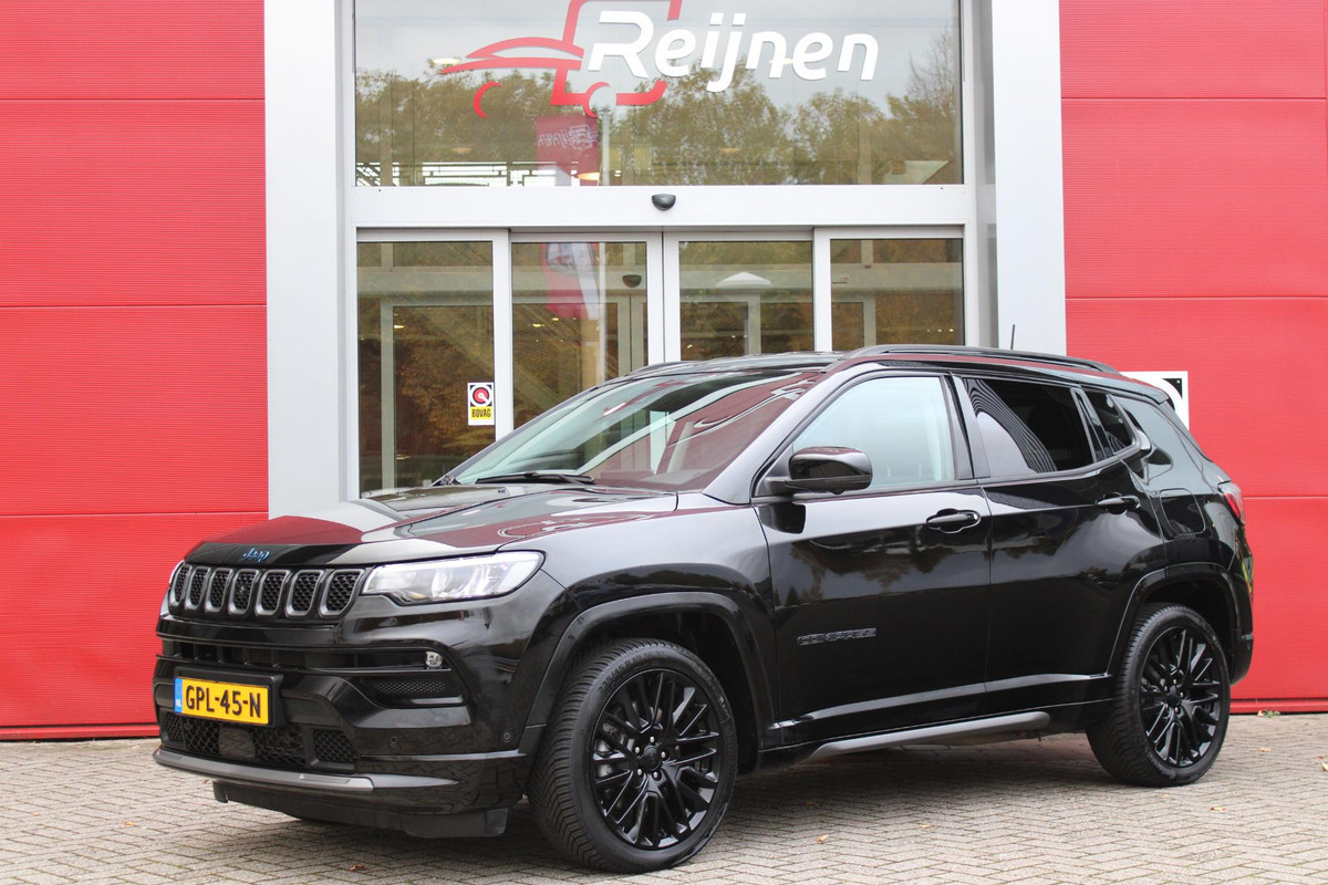 Jeep Compass 4xe SUMMIT 240PK PHEV AUTOMAAT | NAVIGATIE 10,25 "TOUCHSCREEN | APPLE CARPLAY/ANDROID AUTO | 360° CAMERA | DAB+ RADIO | CLIMATE CONTROL | 19"GLOSS BLACK LICHTMETALEN VELGEN | ADAPTIVE / CRUISE CONTROL | DIGITAAL INSTRUMENTENPANEEL | LEDEREN BEKLEDING | STOELVERWARMING / STOELKOELING | ELEKTRISCH VERSTELBARE BESTUURDERSSTOEL MET GEHEUGEN / BIJRIJDERSTOEL ELEKTRISCH VERSTELBAAR | ELEKTRISCH BEDIENBARE ACHTERKLEP | FULL LED KOPLAMPEN | LED MISTLAMPEN / BOCHTVERLICHTING | KEYLESS ENTRY & START | DRAADLOOS LADEN | DRAADLOOS APPLE CARPLAY |