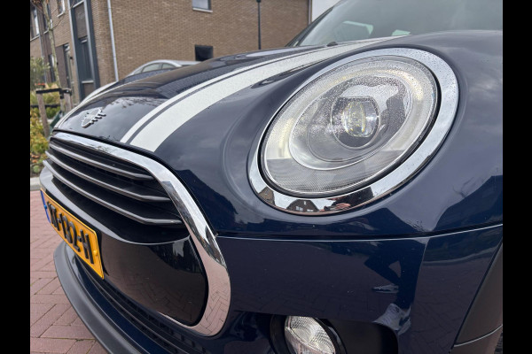 MINI Clubman 1.5 Cooper Business Edition | Orig NL | Sport LEER | LED | Navi | Trekhaak | 1e EIG